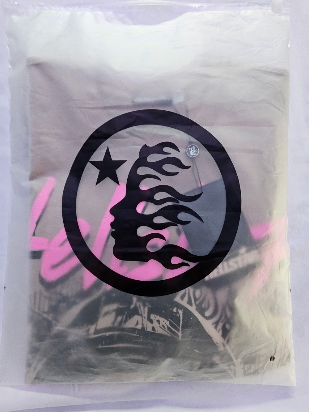 Hellstar Graphic Tee - Beige with Pink Print - Picture 8 of 8